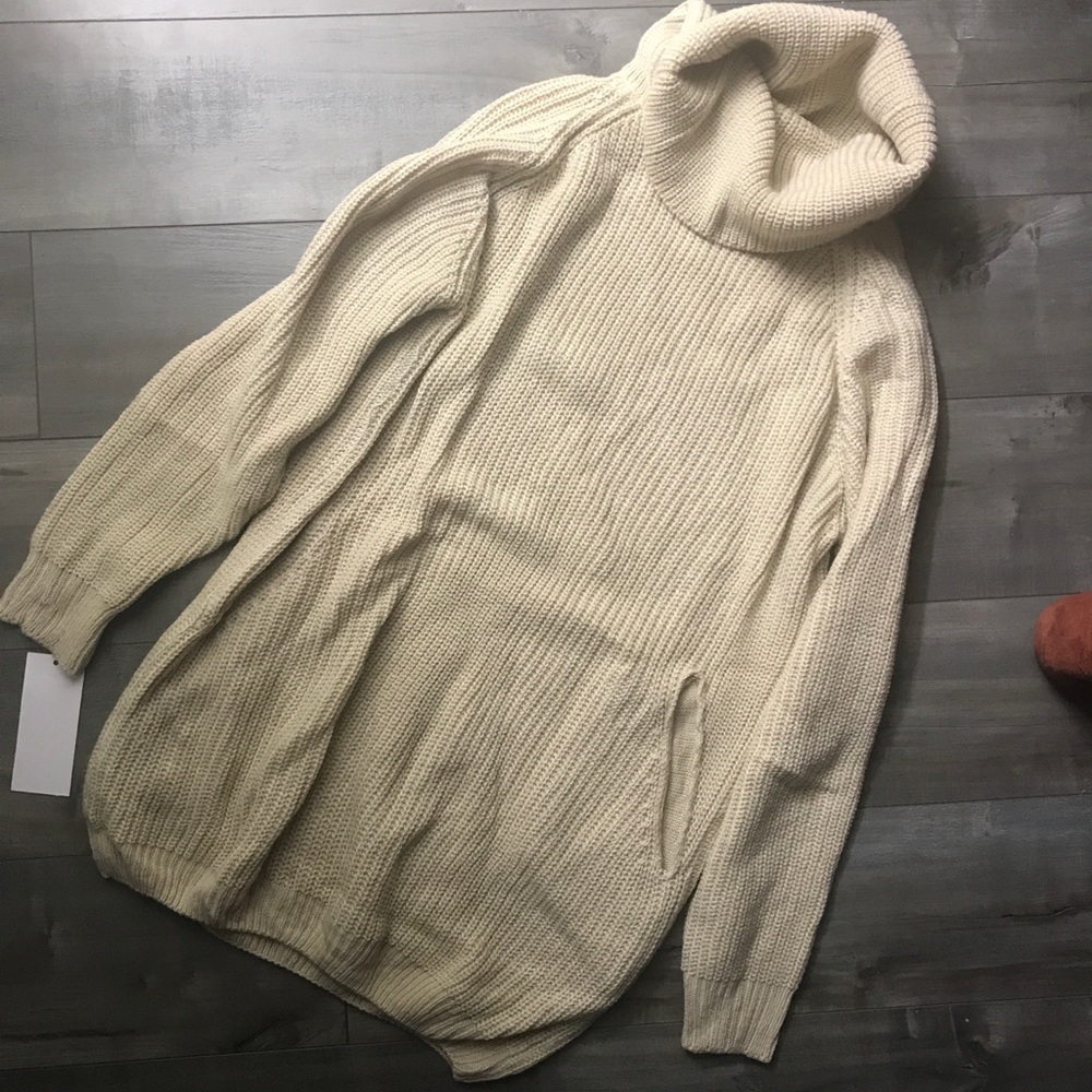 Sweater dress  size medium NWT.   ****SOLD****